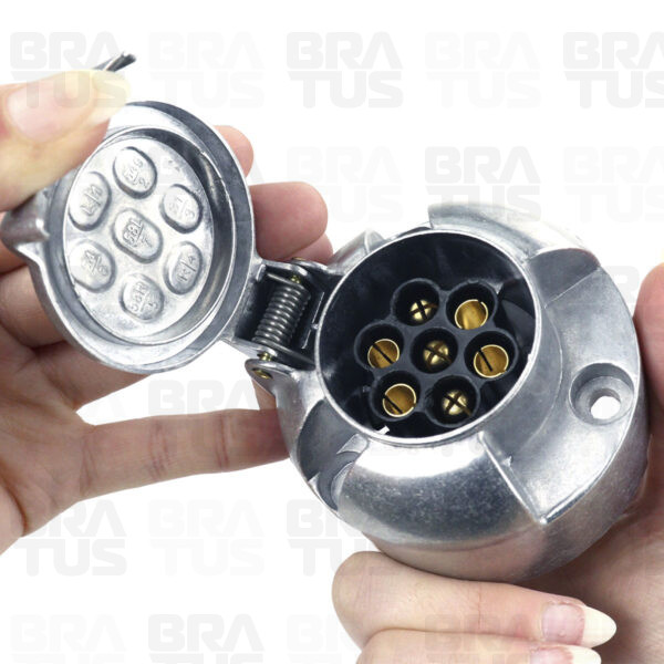 Tomada Engate Alumínio Cromada Completa 7 Polos Carro (Fêmea)